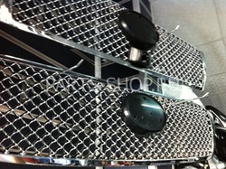 Решетка радиатора хромированная LC150 в стиле Bentley со значком и под камеру