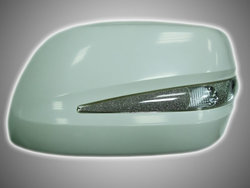 Корпуса на зеркала с диодными повторителями поворотов на LX570 (белые либо под покраску)