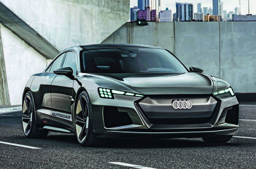 Audi работает над ярким электрическим спорткаром